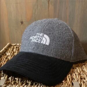 The North Face Gray and Black Cap